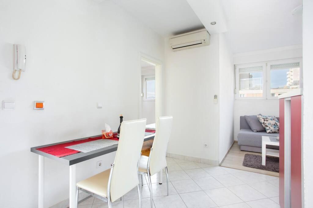 Apartman Dorna Near Center And Bacvice *