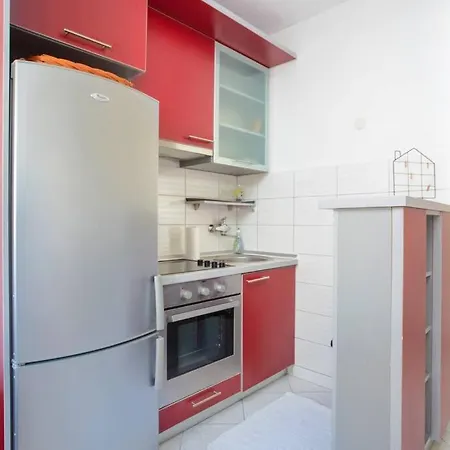 Apartment Dorna Near City Center And Bacvice Beach Split Exterior photo