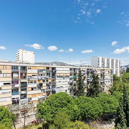 Apartment Dorna Near City Center And Bacvice Beach Split Exterior photo
